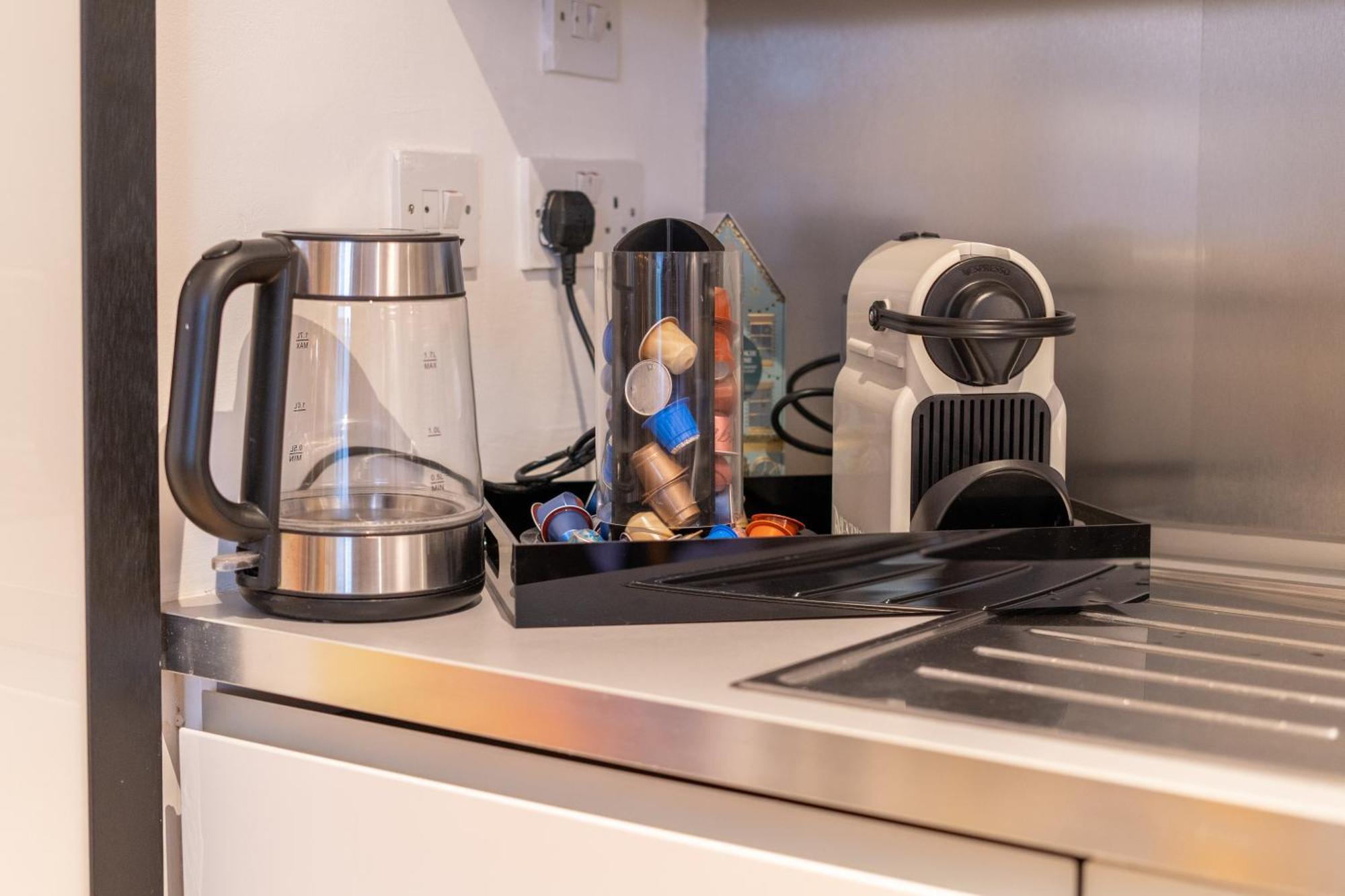 Spacious West End Duplex Apartment, W1 Central London Exteriör bild