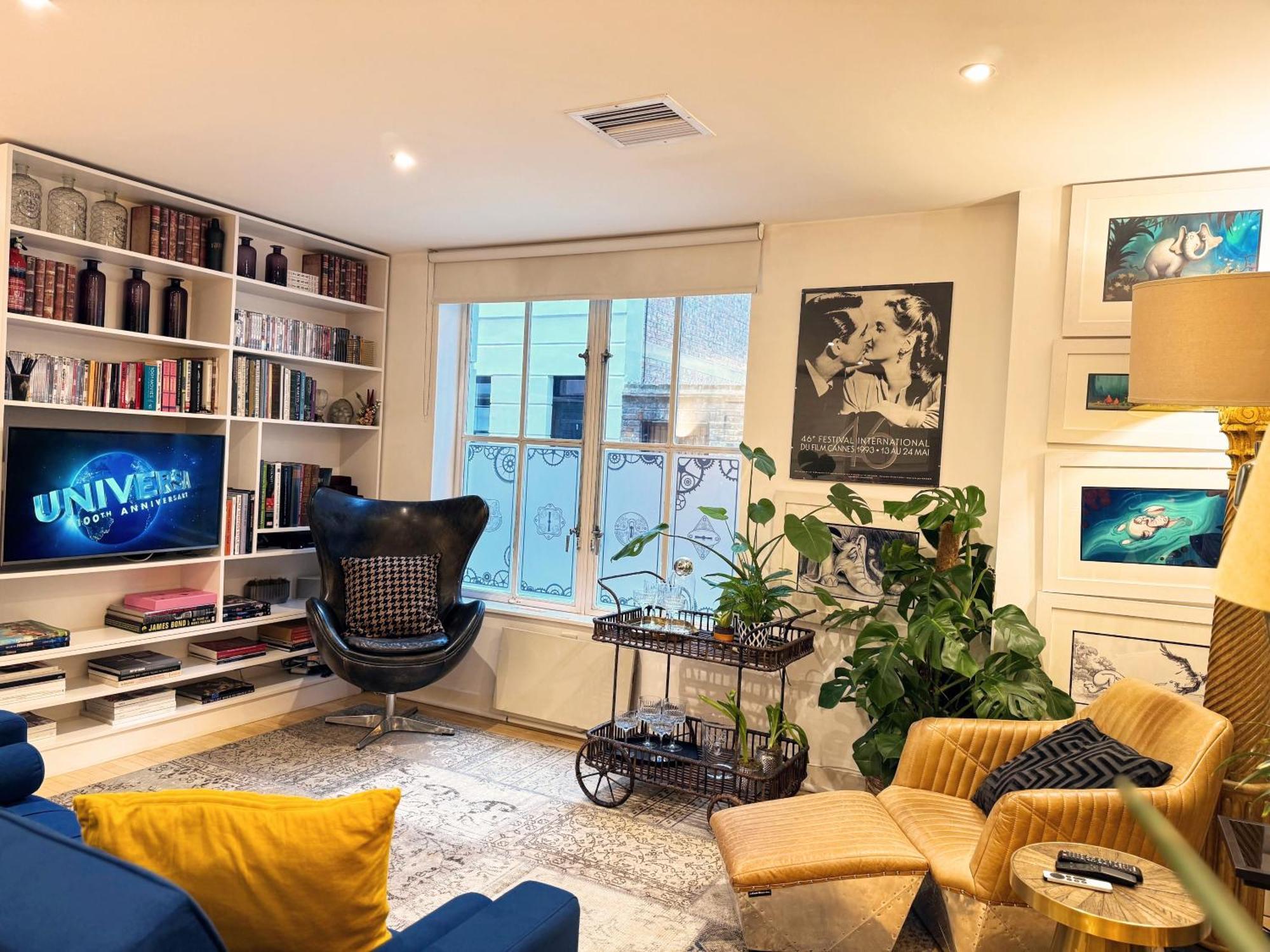 Spacious West End Duplex Apartment, W1 Central London Exteriör bild